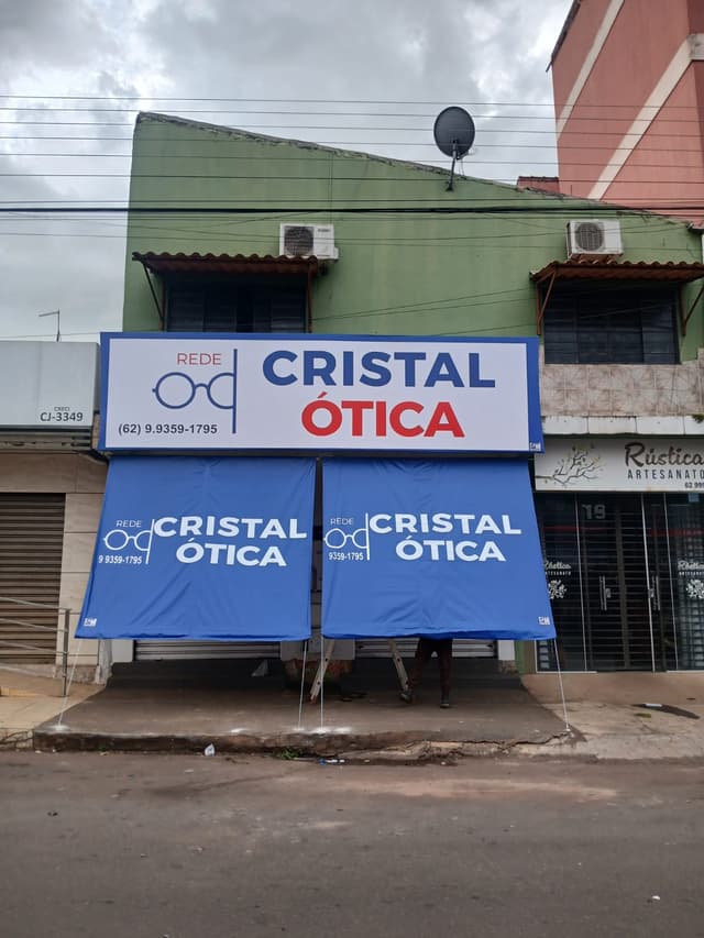 Fachada e Toldo Cristal Ótica - Foco Brasil Toldos Anápolis